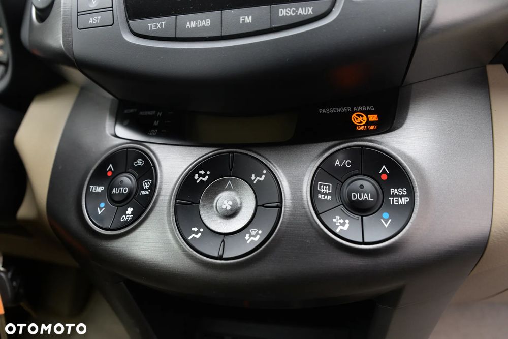 Toyota RAV4 2.0 VVT-i Premium MS - 30