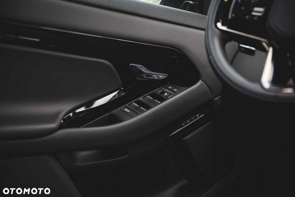 Land Rover Range Rover Evoque - 12