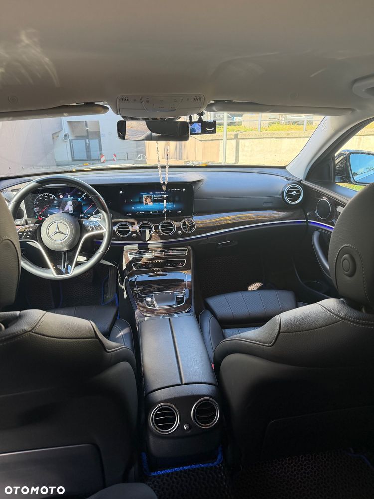 Mercedes-Benz Klasa E - 6
