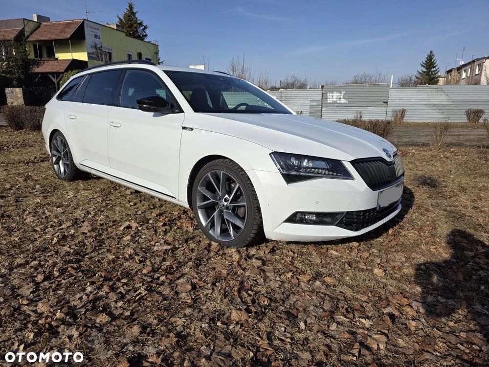 Skoda Superb 2.0 TDI Sportline DSG - 1