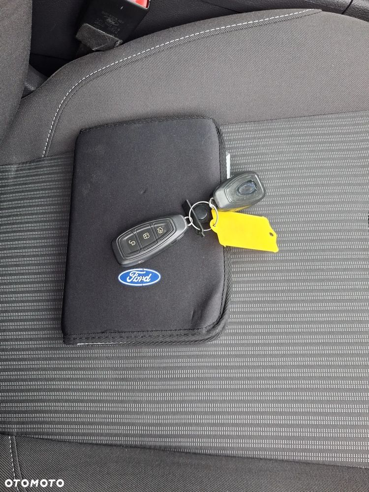 Ford Focus 1.6 TI-VCT Titanium - 19