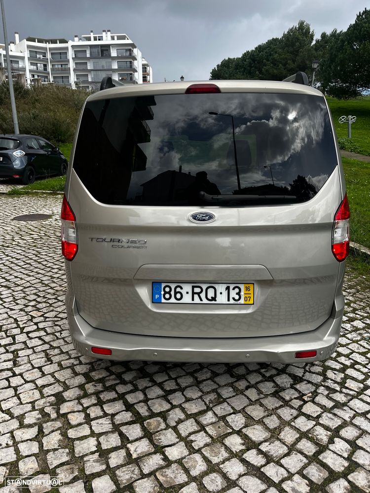 Ford Tourneo Courier 1.6 TDCi Titanium - 5