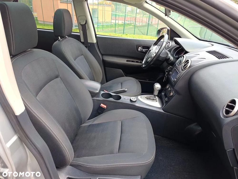 Nissan Qashqai 2.0 4 x 4 CVT tekna - 14