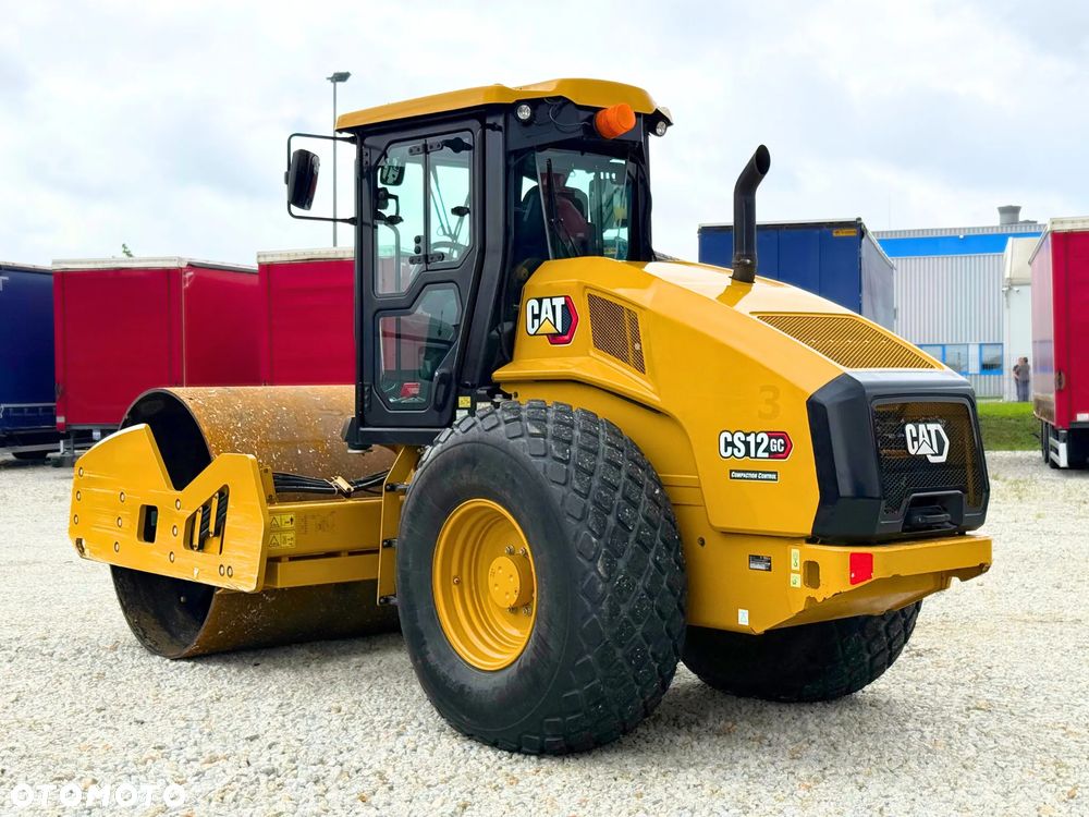 Caterpillar WALEC WIBRACYJNY / CS12GC / KLIMATYZACJA / CAT - 3