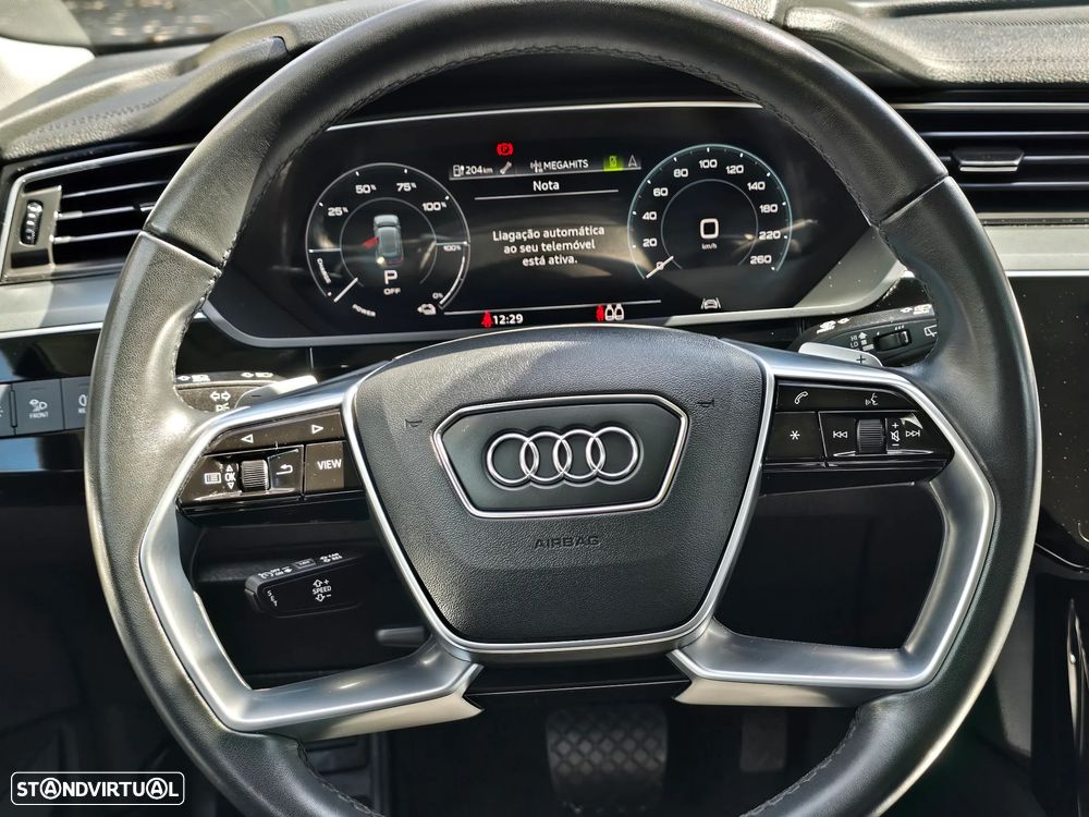 Audi e-tron 50 quattro S line - 12