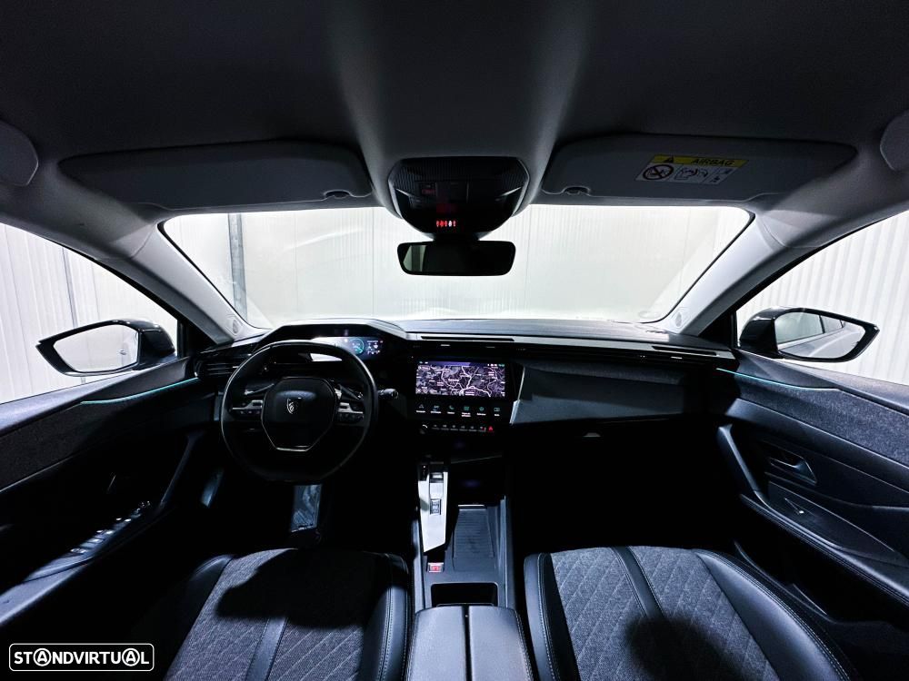Peugeot 408 1.2 PureTech Allure Pack EAT8 - 11