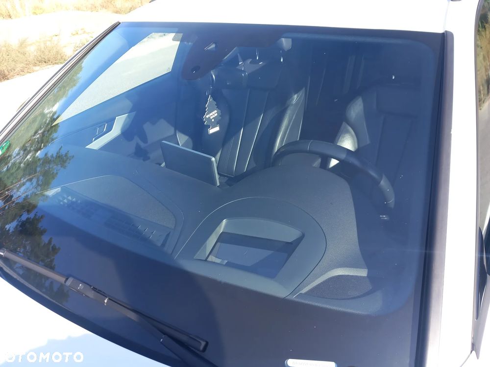 Audi A4 Avant 40 TDI S tronic sport - 21