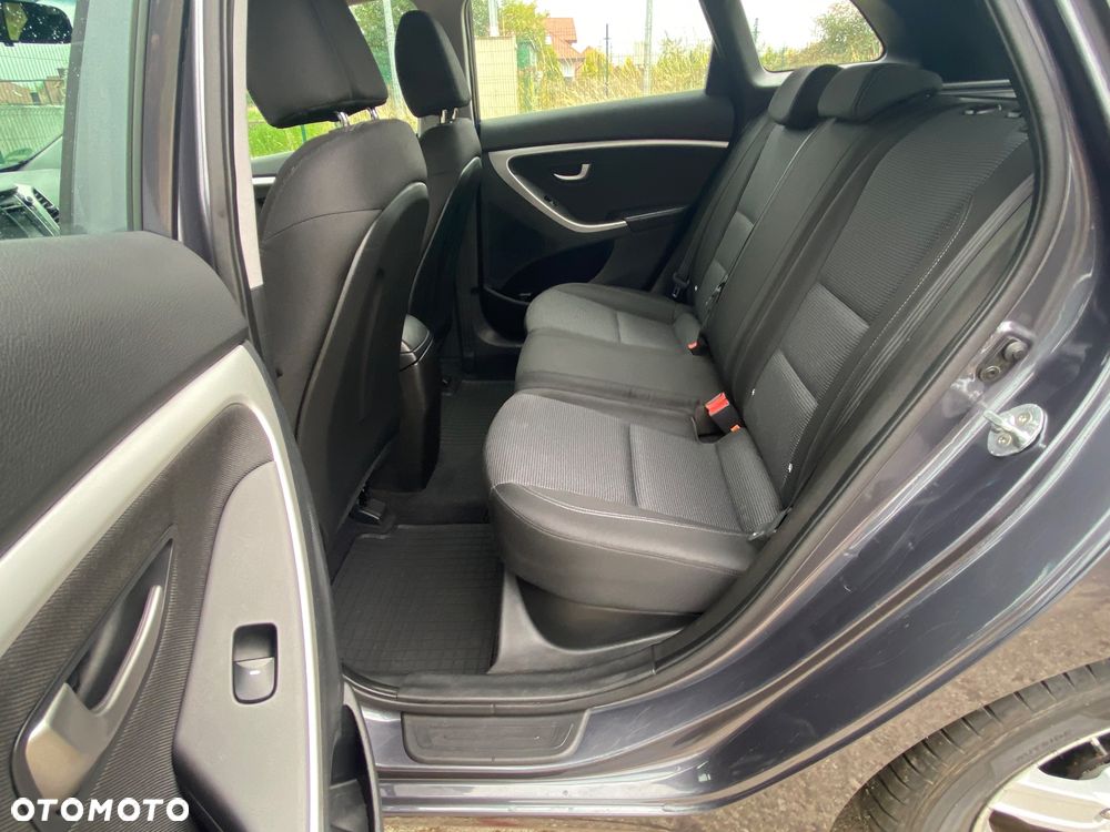 Hyundai i30 1.4 BlueDrive Comfort - 21