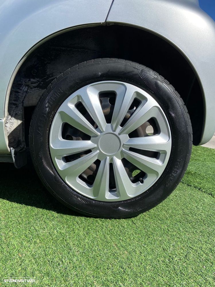 Peugeot 107 1.0 Trendy - 35