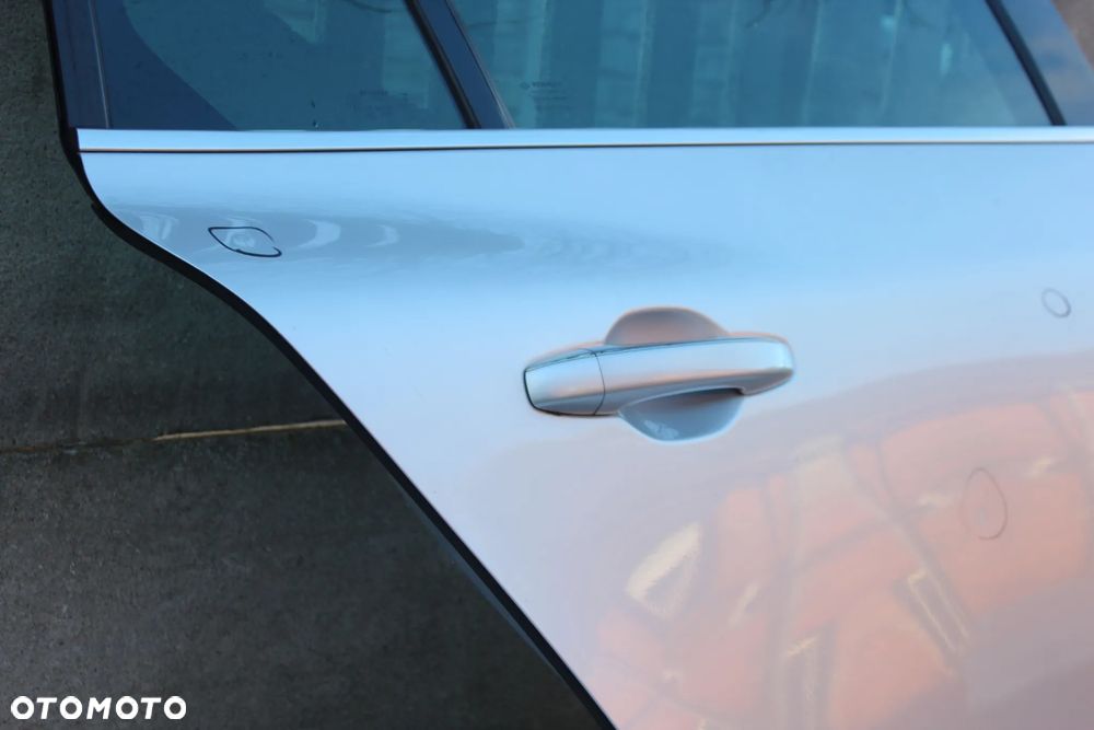 DRZWI TYLNE PRAWE RENAULT MEGANE IV KOMBI TED69 D69 2016 - 13