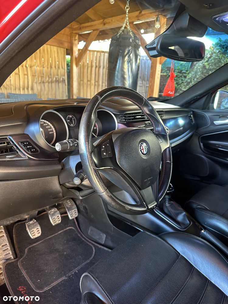 Alfa Romeo Giulietta - 8