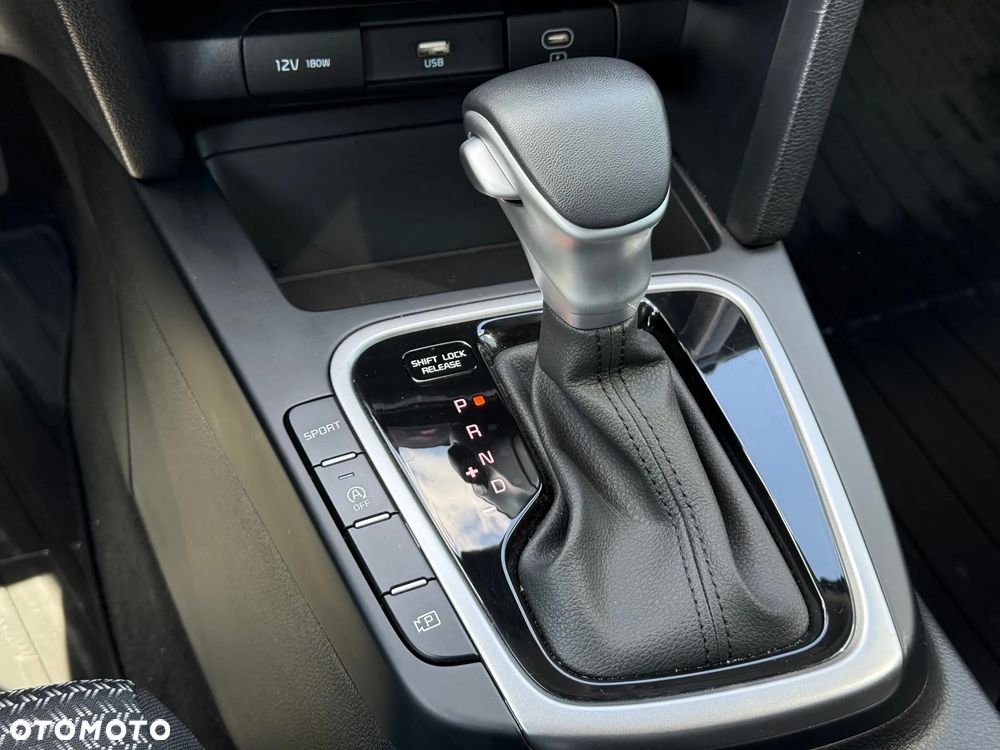 Kia XCeed 1.5 T-GDI M DCT - 23