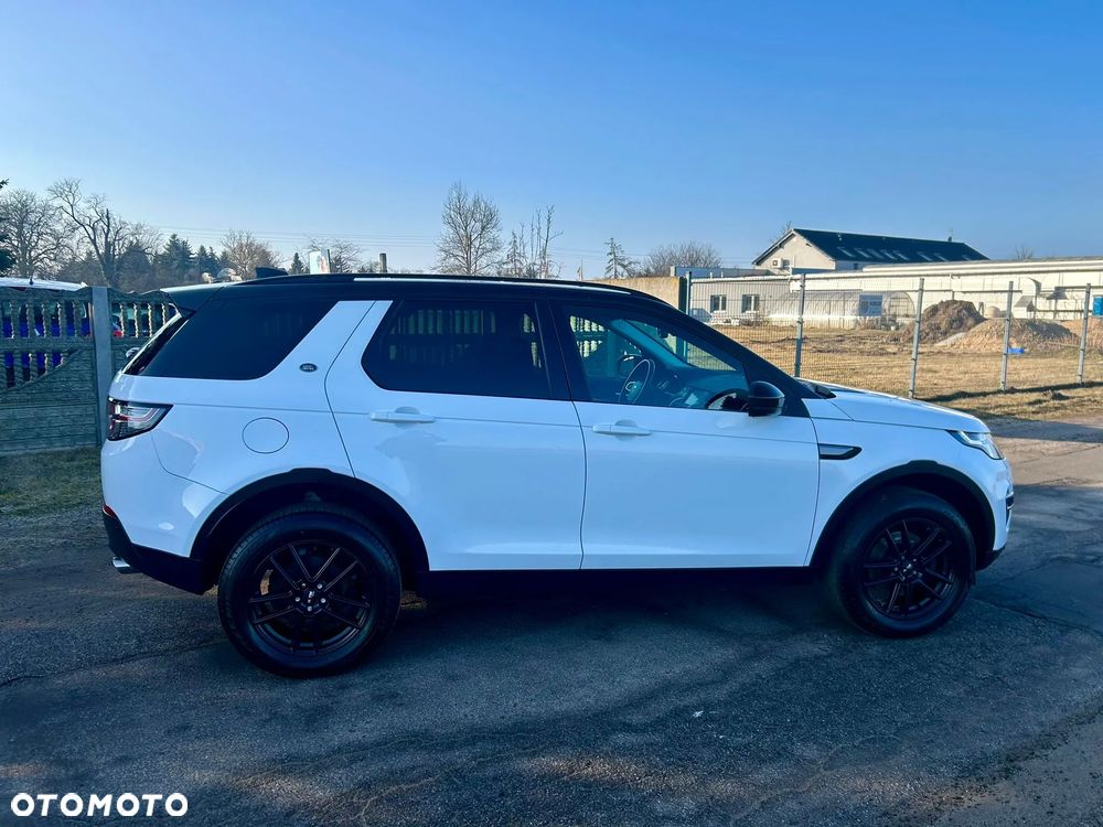 Land Rover Discovery Sport - 24