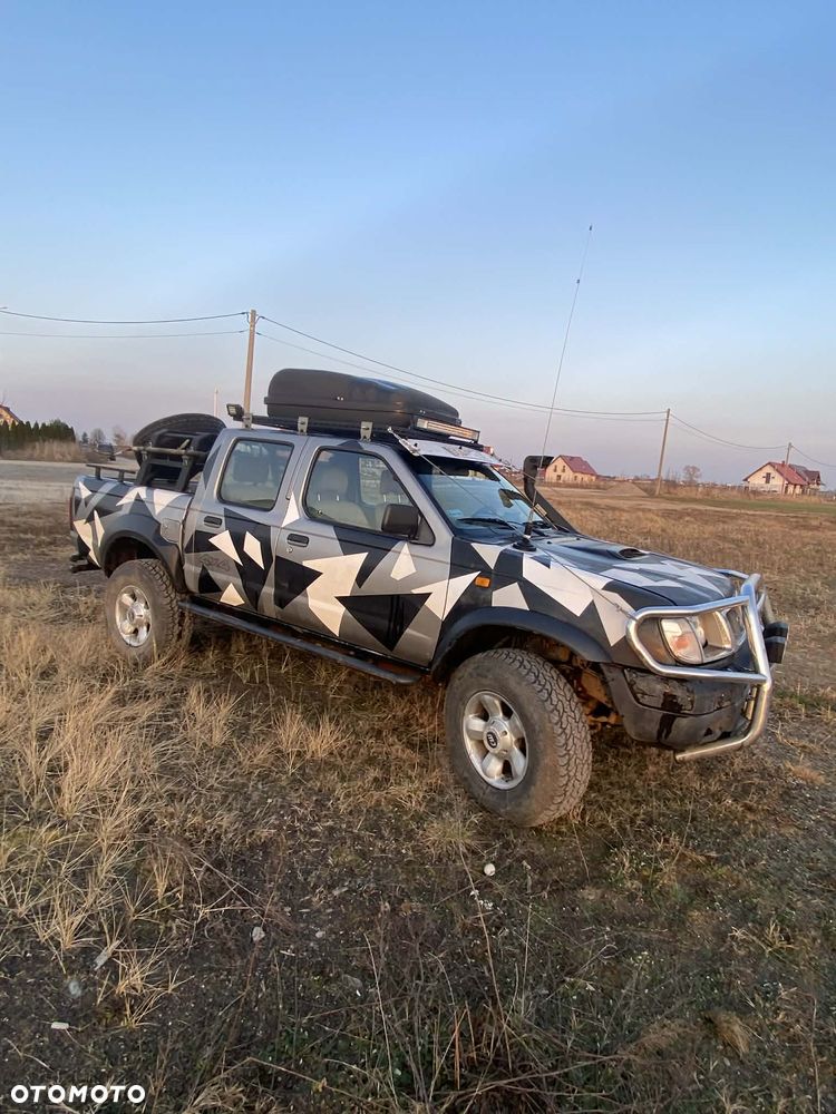 Nissan Pickup 2.5 TDi 4WD - 7