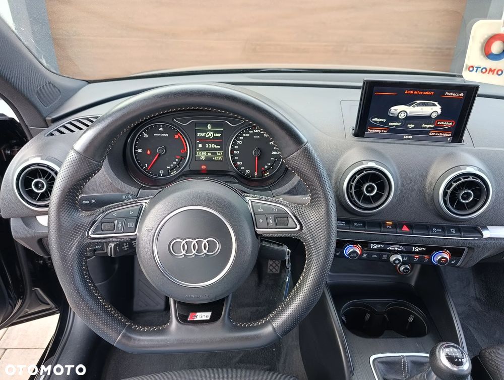 Audi A3 Sportback 2.0 TDI S line Sportpaket - 28