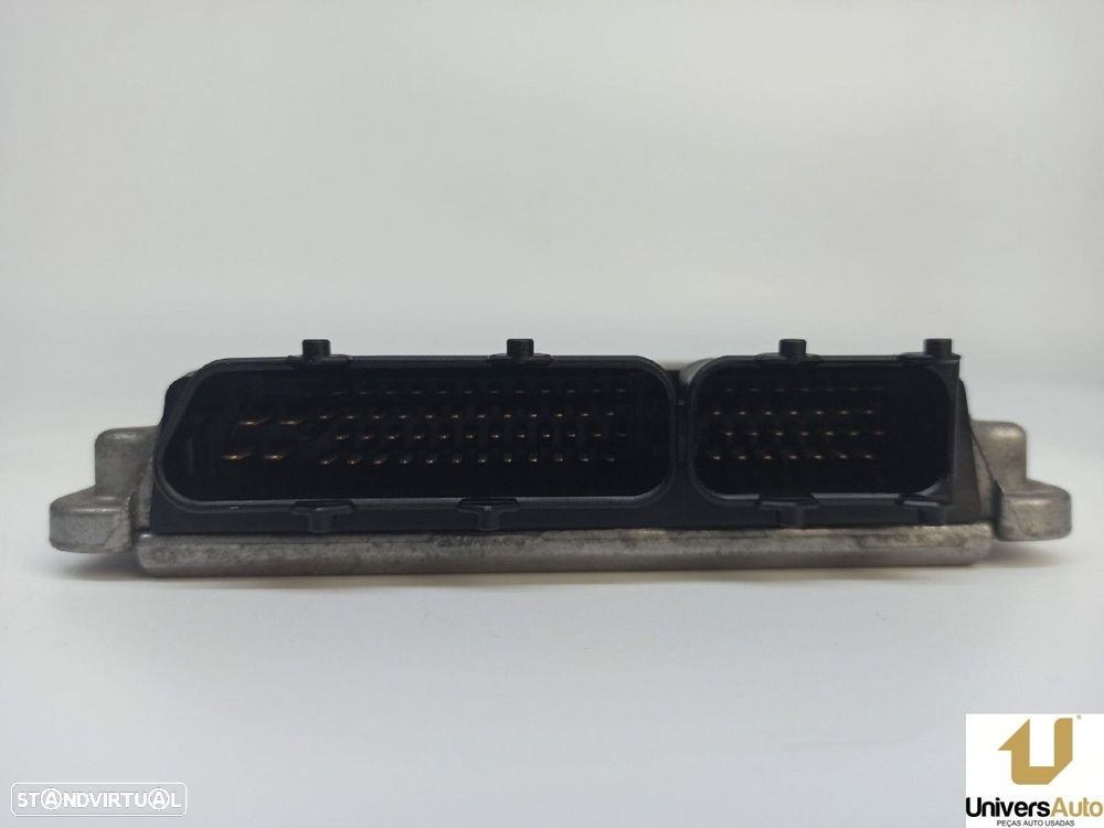 CENTRALINA DO MOTOR UCE VOLKSWAGEN GOLF VI (5K1) EDITION - 5