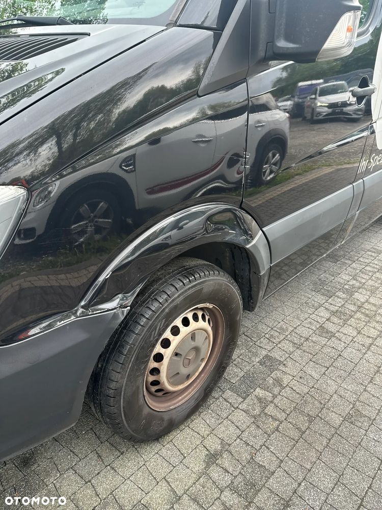 Mercedes-Benz Sprinter - 2