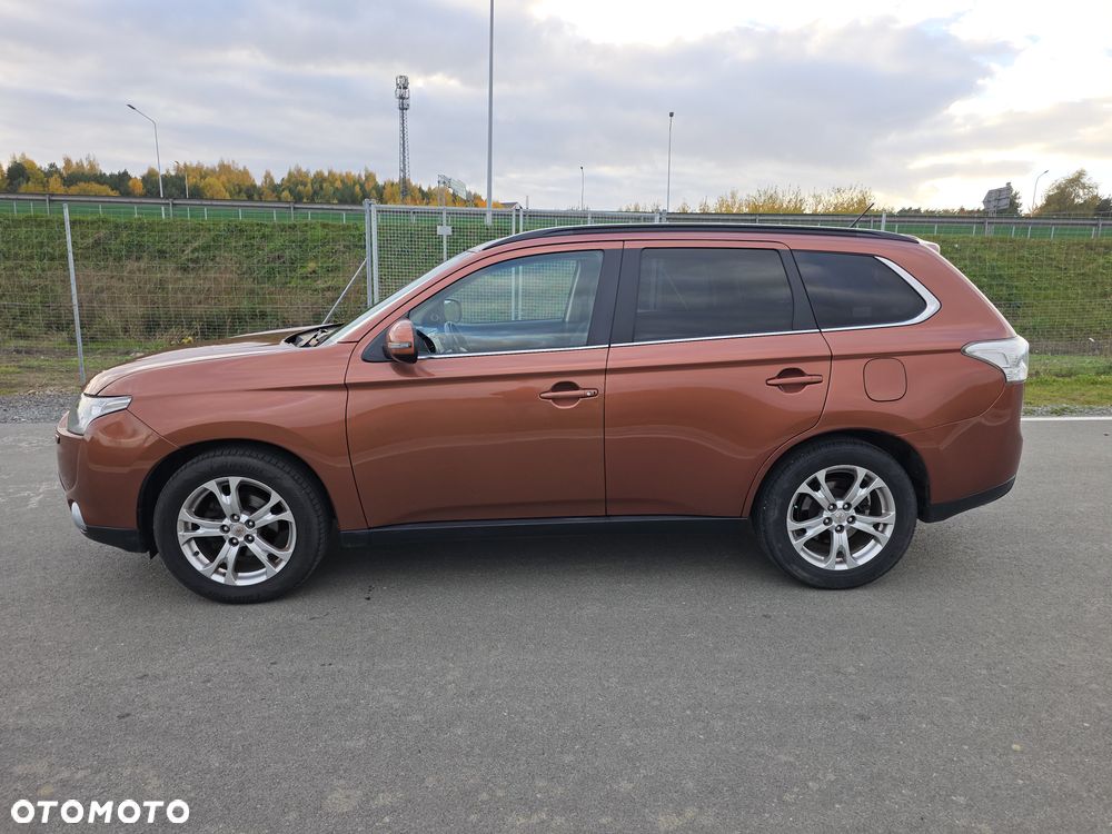 Mitsubishi Outlander 2.0 Intense + CVT - 8