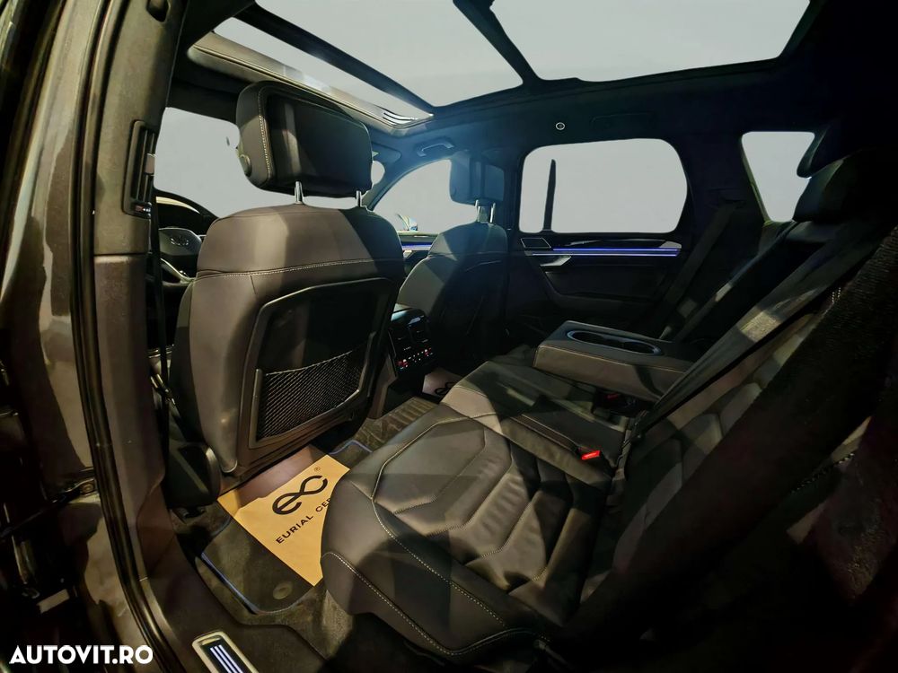 Volkswagen Touareg V6 TSI eHybrid PHEV R - 15