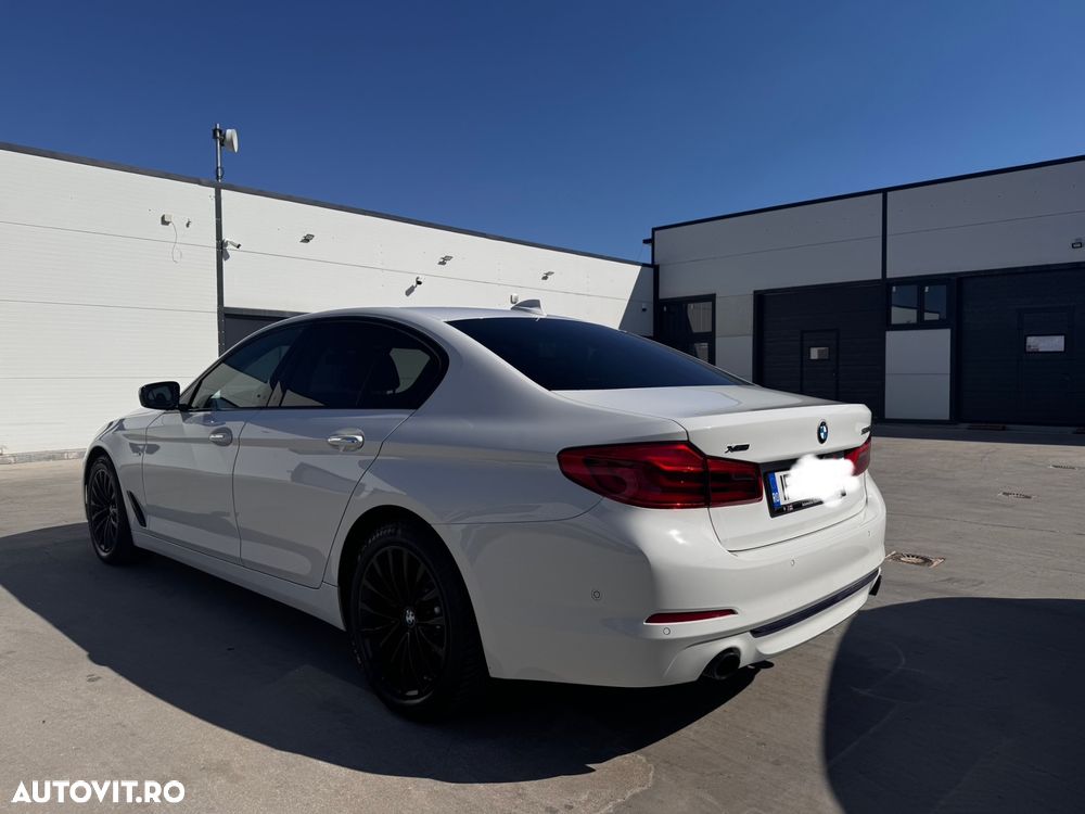 BMW Seria 5 530i xDrive Aut. Sport Line - 3