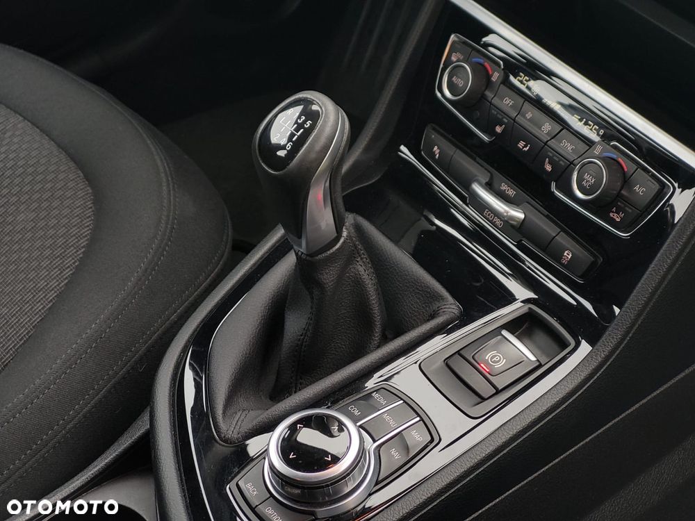BMW Seria 2 220d Active Tourer Advantage - 17