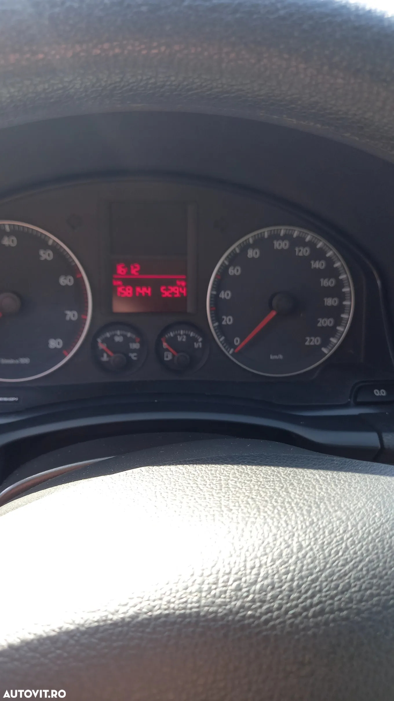 Volkswagen Golf - 12