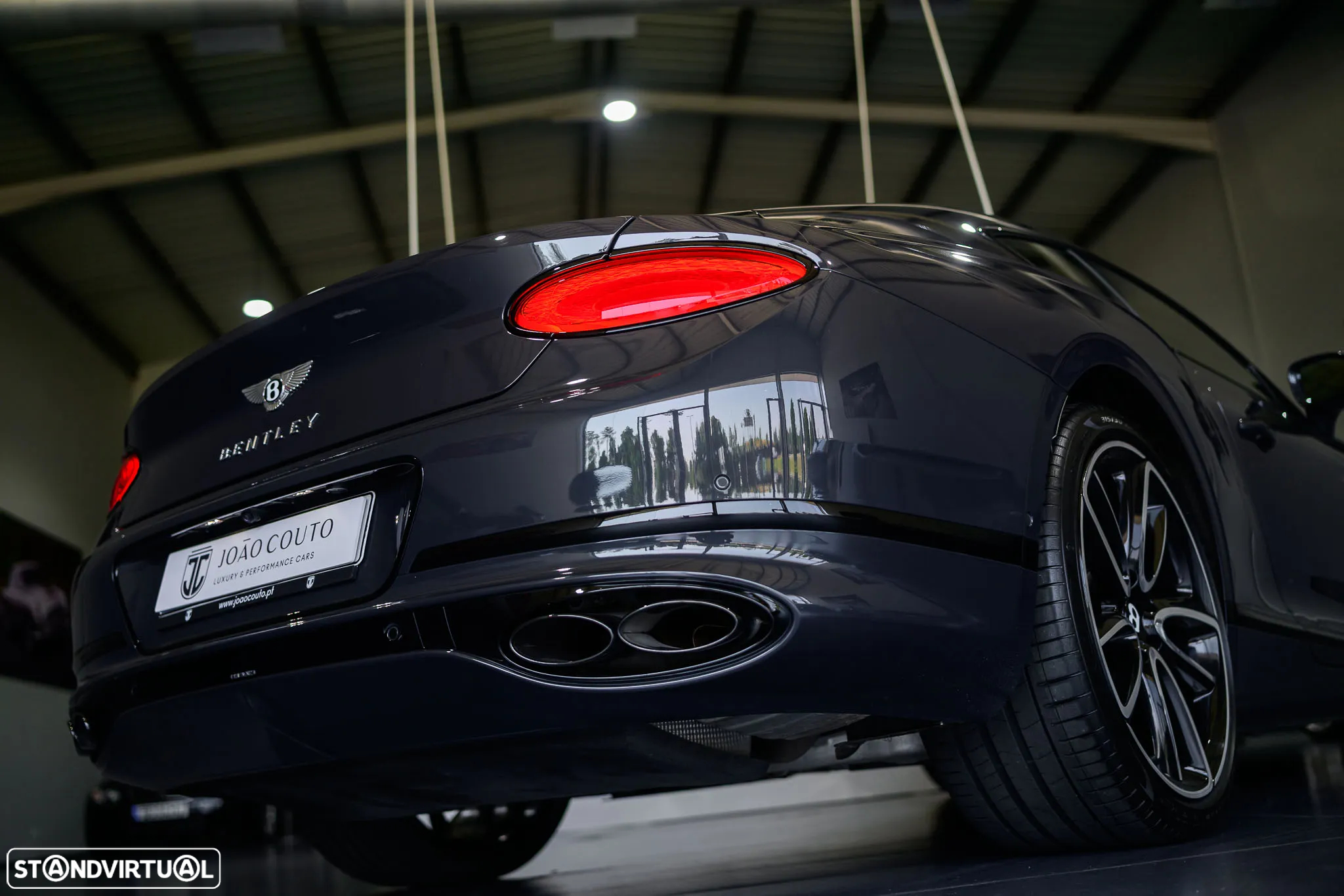 Bentley Continental GT V8 Mulliner - 9