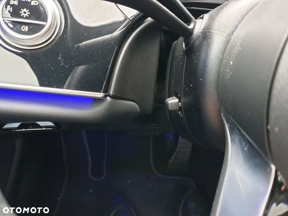 Mercedes-Benz Klasa E 220 d 4-Matic AMG - 36