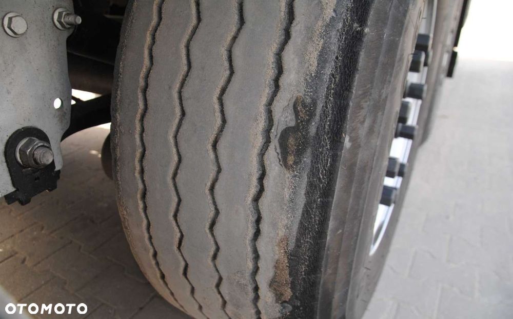 Schmitz Cargobull SCS kurtyna, podnoszona oś - 18