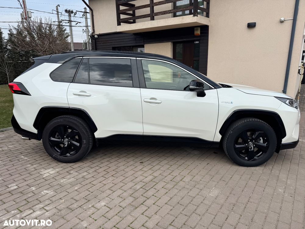 Toyota RAV4 - 7