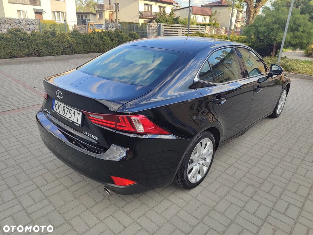 Lexus IS 200t Elite - 24