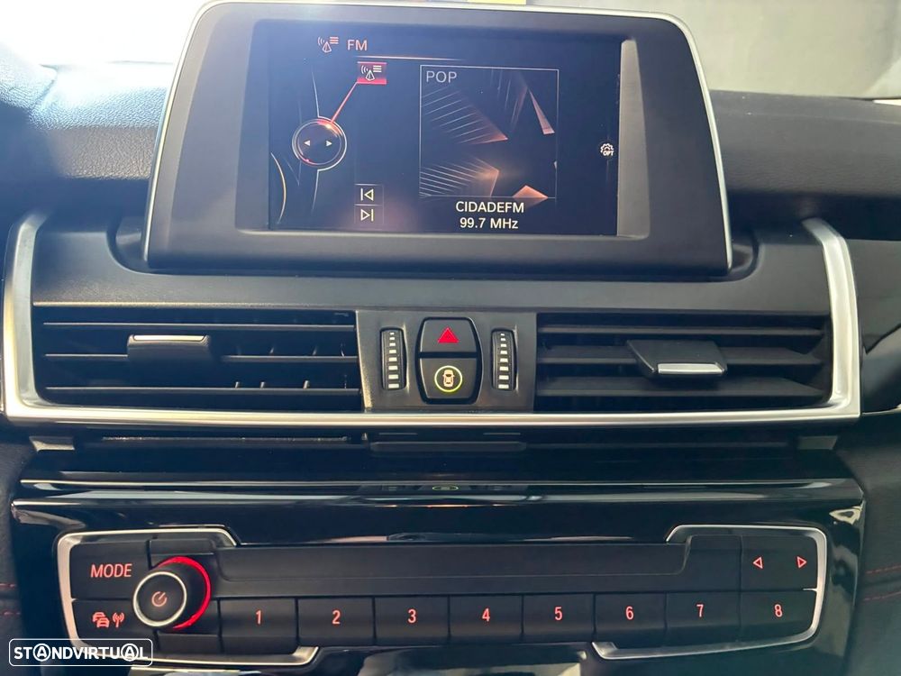 BMW 216 Active Tourer d Advantage - 25