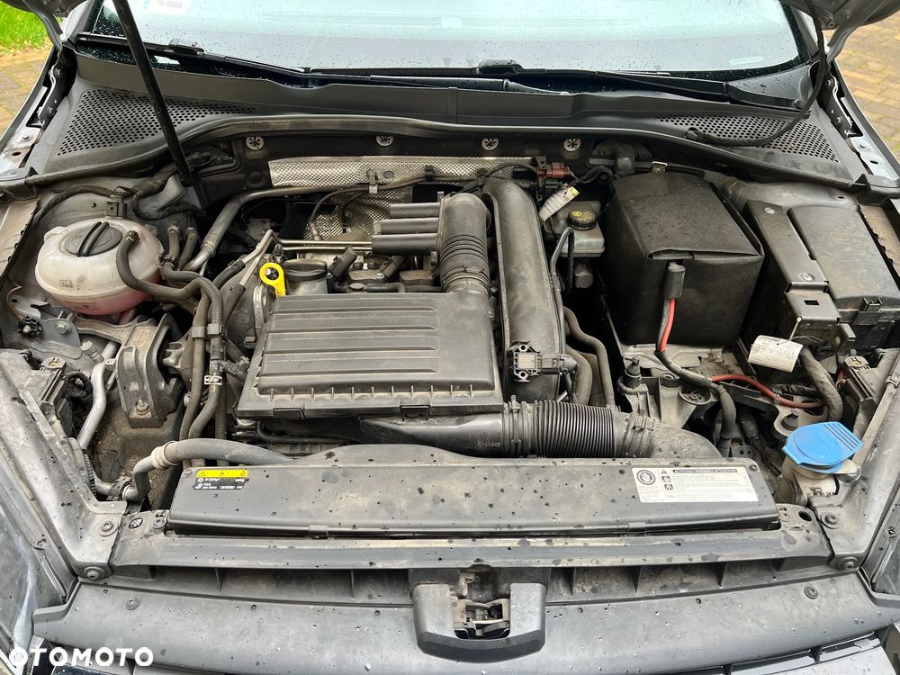 Volkswagen Golf 1.4 TSI BMT Highline - 12