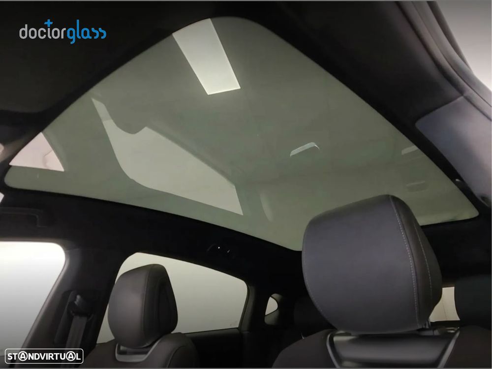 Xpeng G6 66 kWh Standard Range + Gancho de Reboque - 9