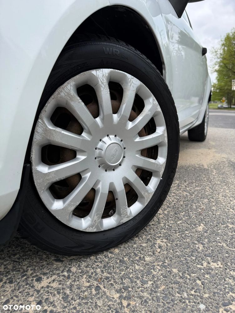 Ford Fiesta 1.5 TDCi Silver X - 32