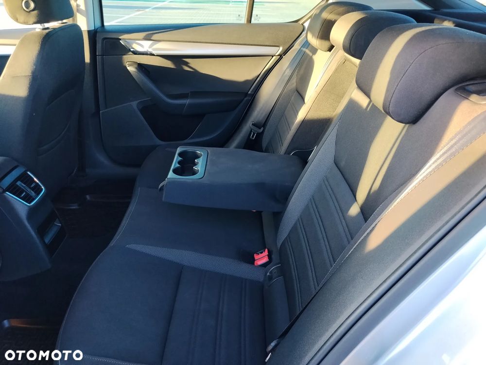 Skoda Octavia 1.4 TSI Ambition - 11