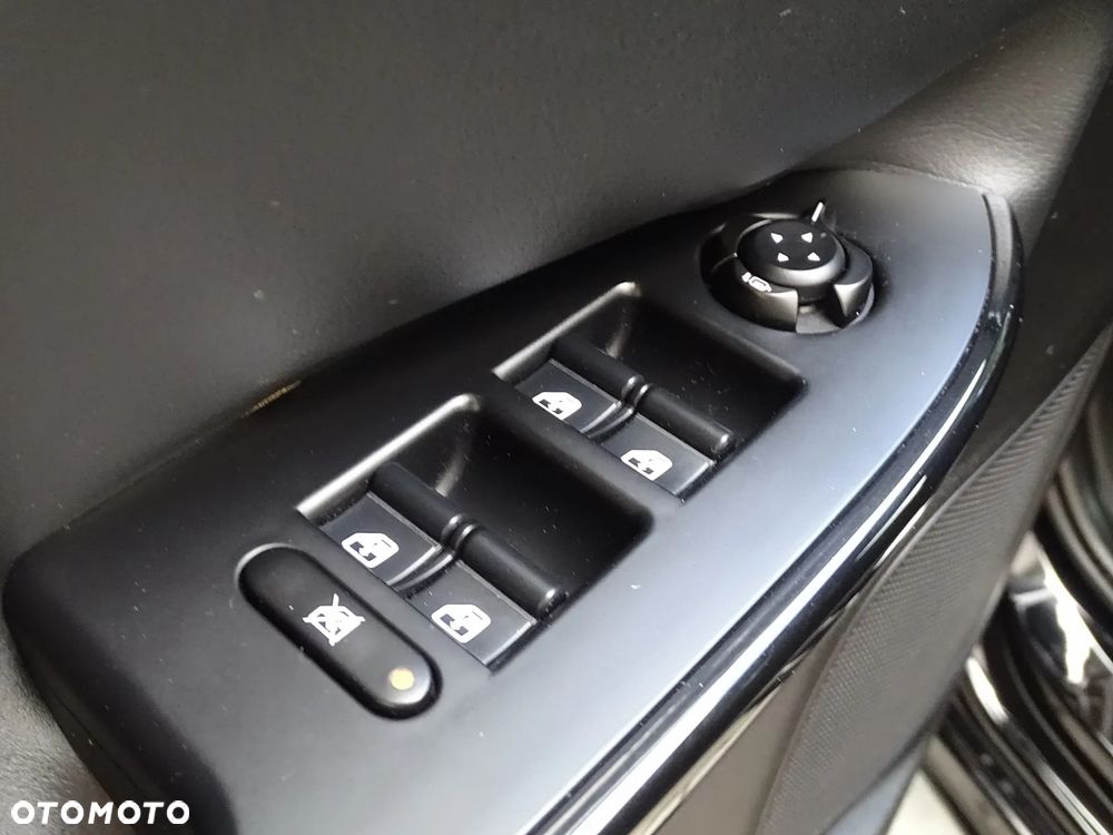 Alfa Romeo Giulietta 1.4 TB 16V Multiair Collezione - 35