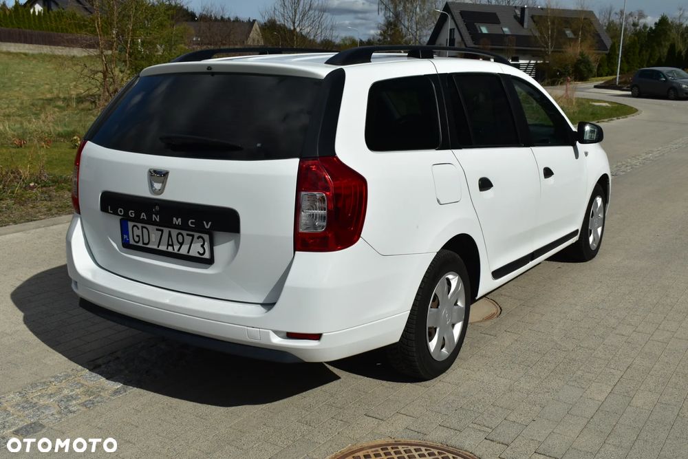 Dacia Logan 1.2 16V Laureate - 7