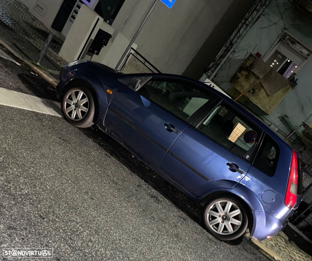 Ford Fiesta 1.4 TDCI Ambiente - 2