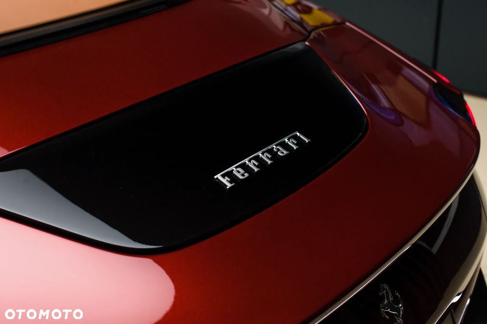 Ferrari Roma Spider - 21
