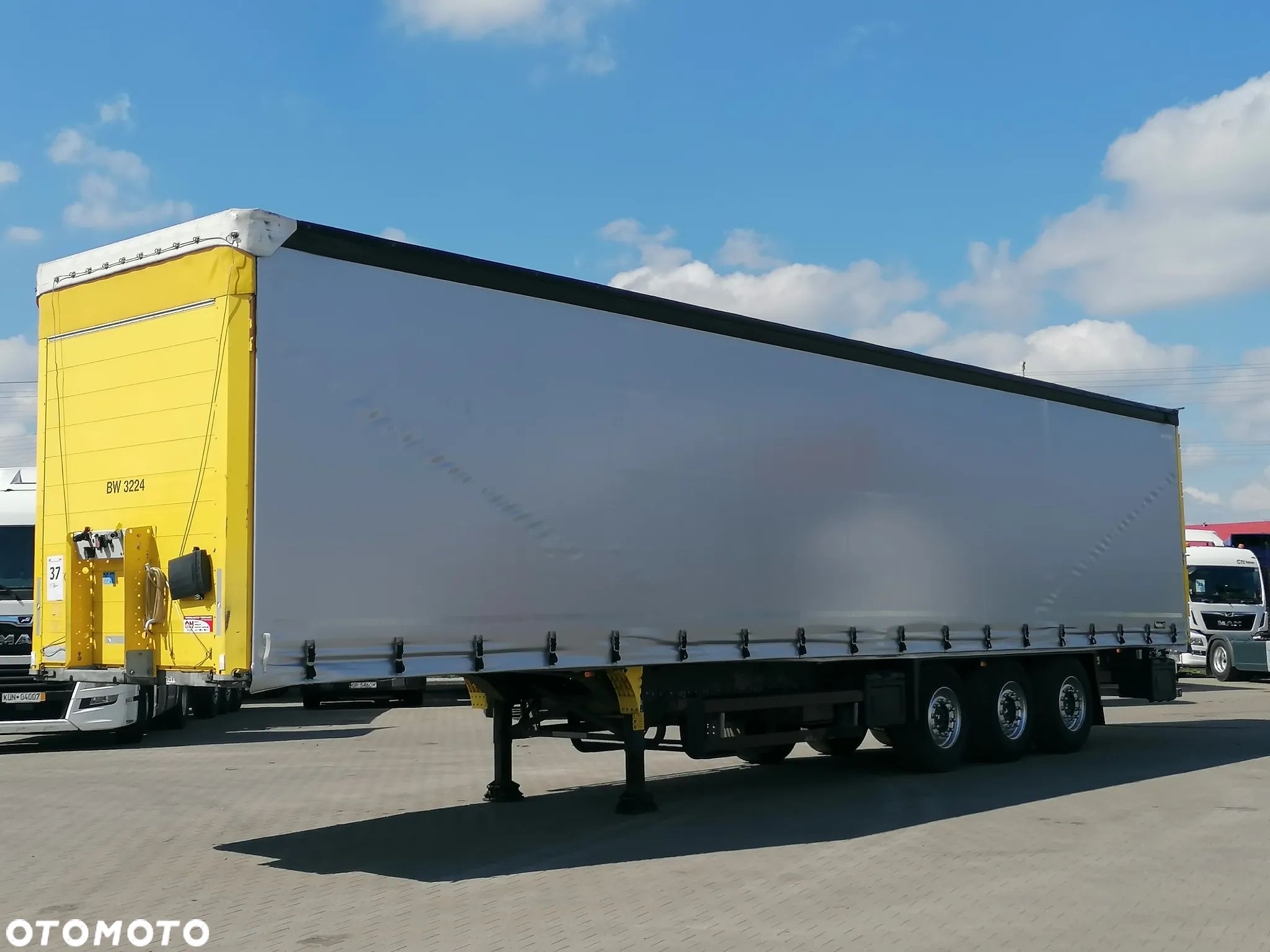 Schmitz Cargobull STANDARD FIRANKA- MOŻLIWY WYNAJEM - 1