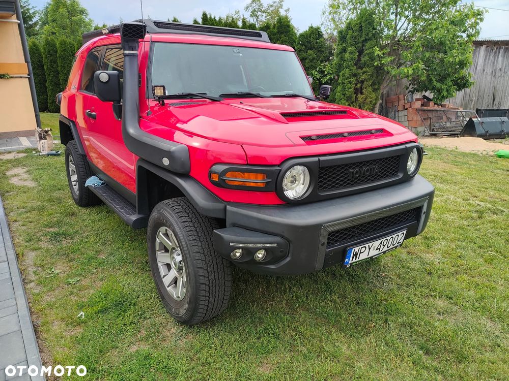 Toyota FJ - 2