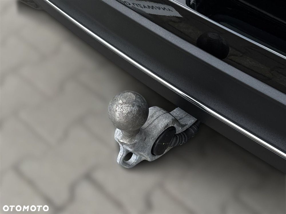 Volkswagen Passat - 35