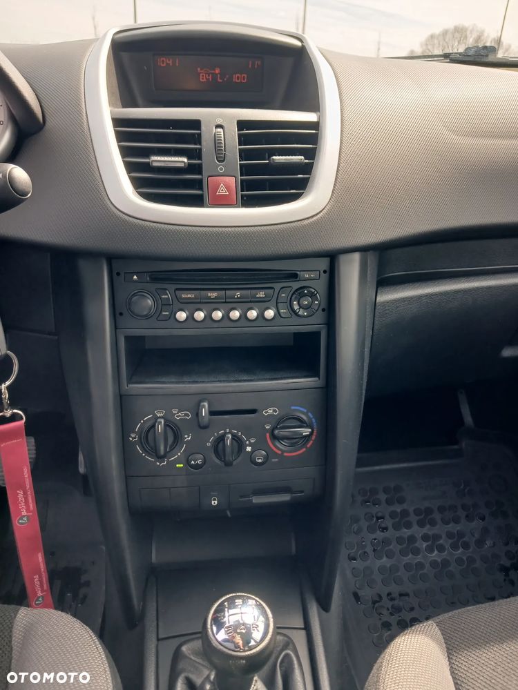 Peugeot 207 1.4 16V Presence - 12