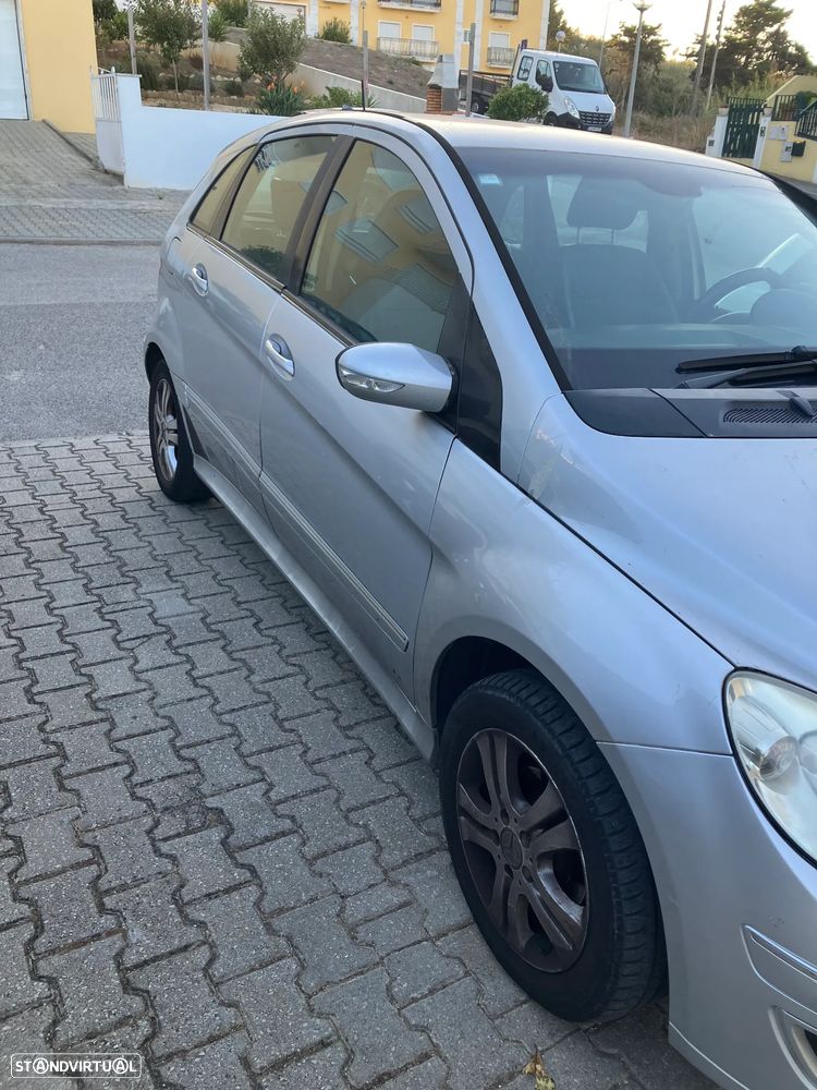 Mercedes-Benz B 150 Standard - 3