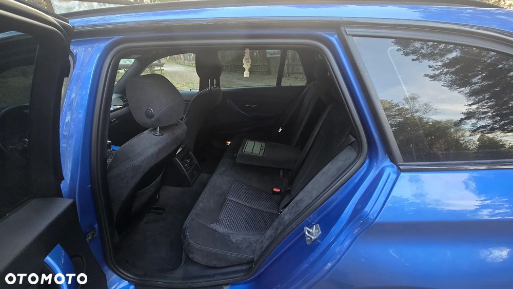 BMW Seria 3 325d - 7