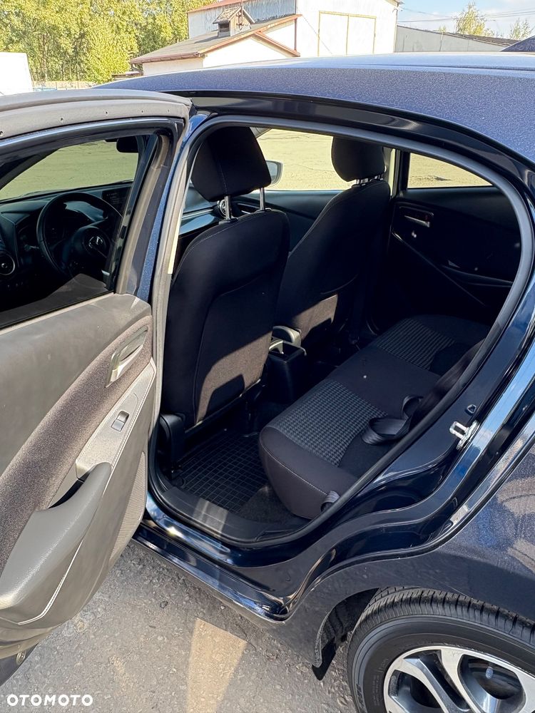 Mazda 2 - 10