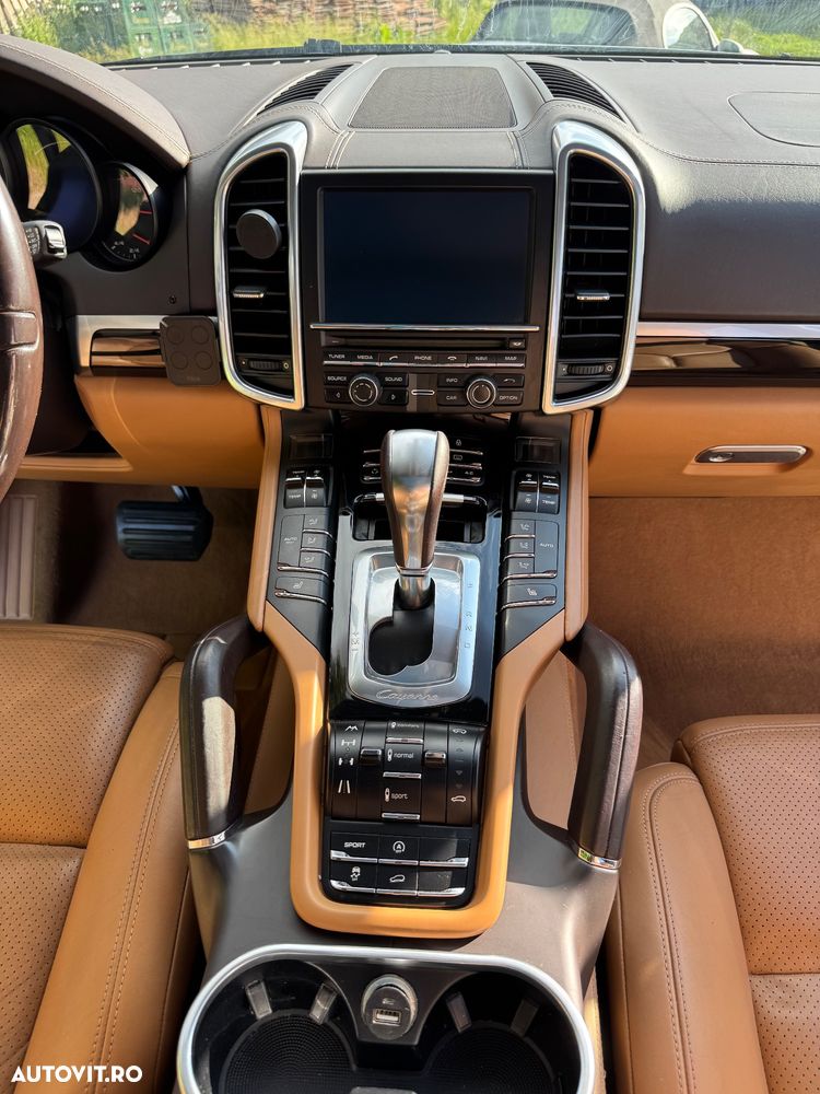 Porsche Cayenne 3.0TD TipTronic - 7