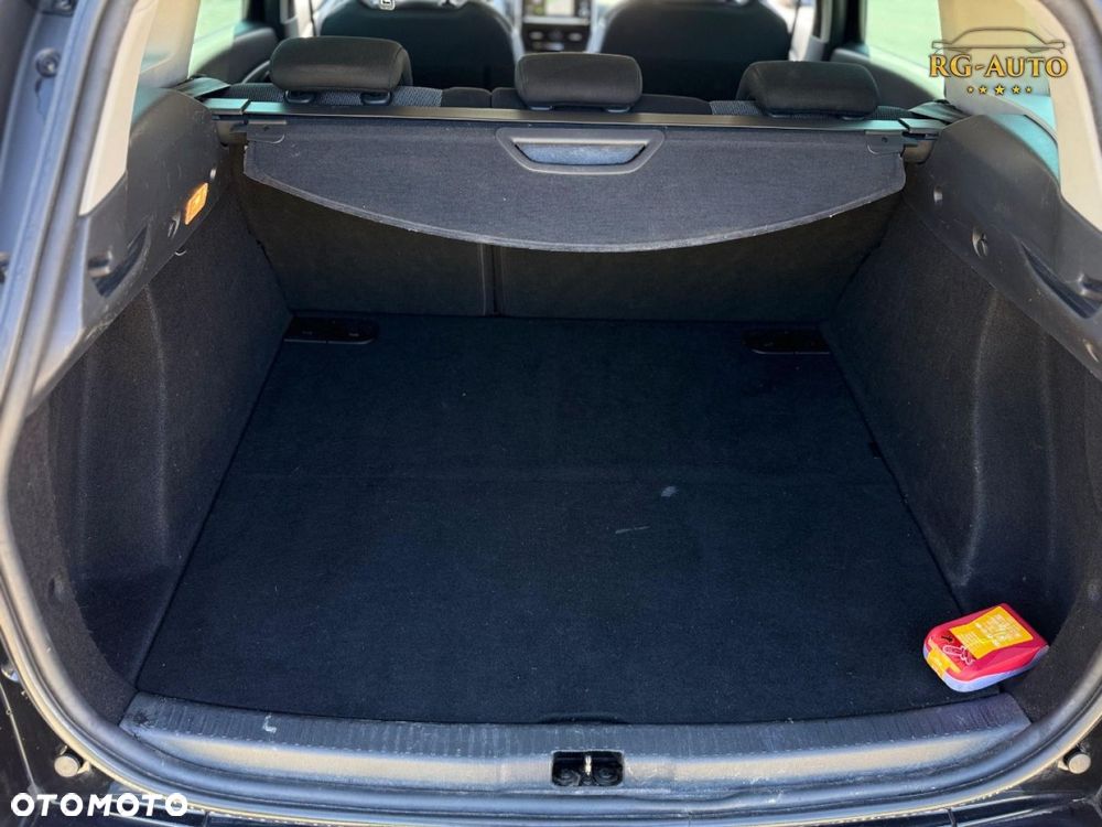Renault Clio - 25