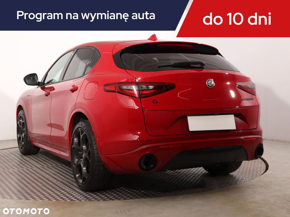 Alfa Romeo Stelvio - 6